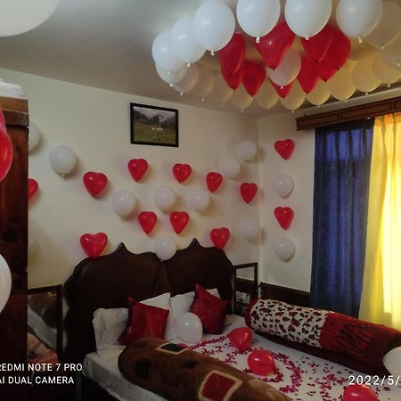 Hotel Magnolia Mallroad Manali Zewnętrze zdjęcie