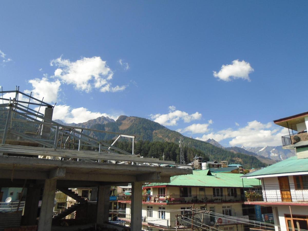 Hotel Magnolia Mallroad Manali Zewnętrze zdjęcie