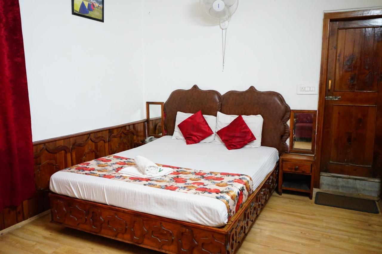 Hotel Magnolia Mallroad Manali Zewnętrze zdjęcie