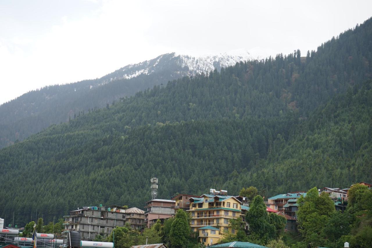 Hotel Magnolia Mallroad Manali Zewnętrze zdjęcie