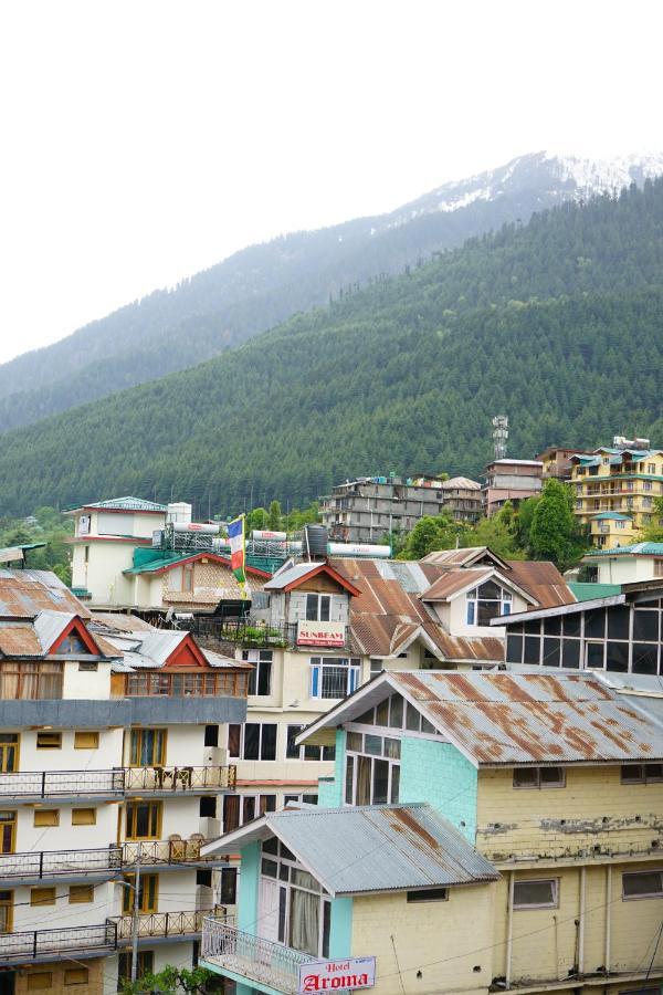 Hotel Magnolia Mallroad Manali Zewnętrze zdjęcie
